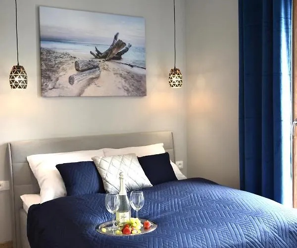 Z Basenem I Klimatyzacja Apartamento *